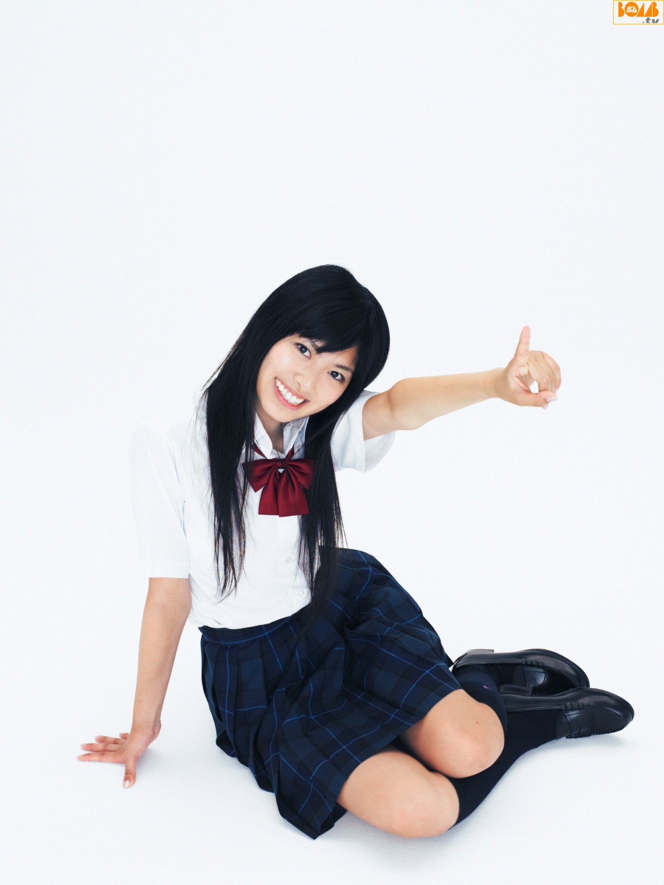 [Bomb.tv] アイドリング!!!  Idoling  性感诱惑av女优